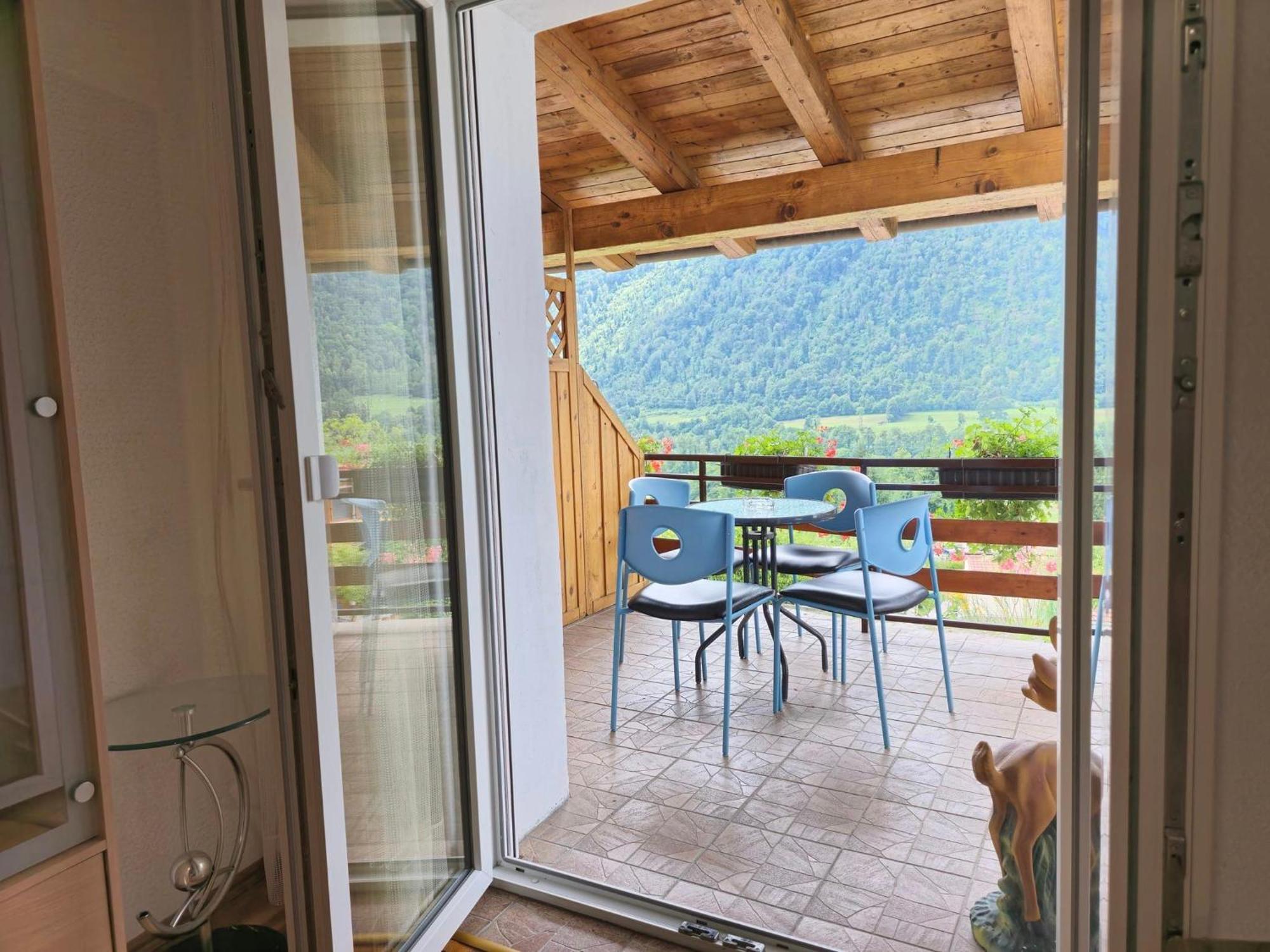 Holiday House Near The Soca River โทลมิน ภายนอก รูปภาพ