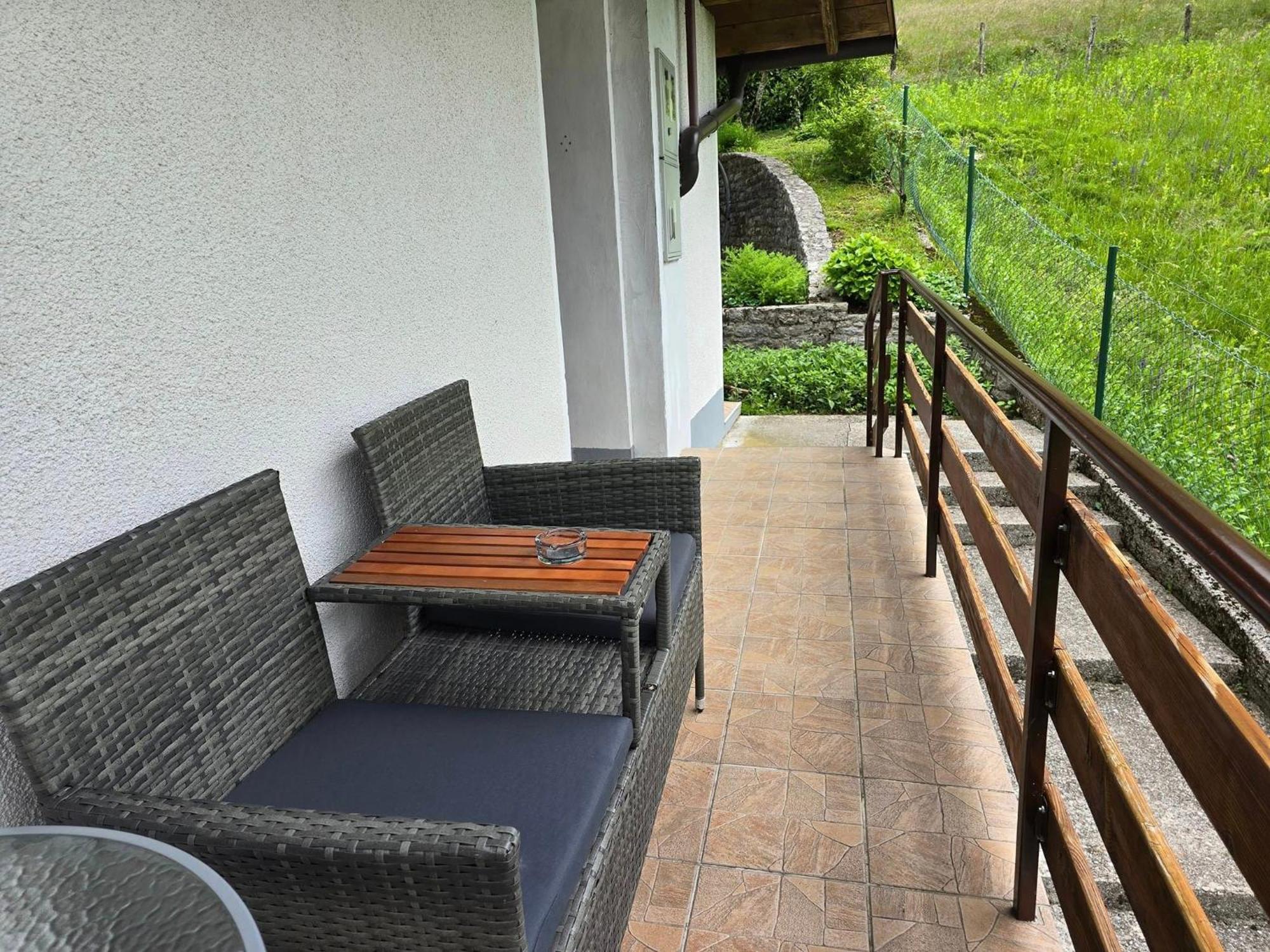 Holiday House Near The Soca River โทลมิน ภายนอก รูปภาพ