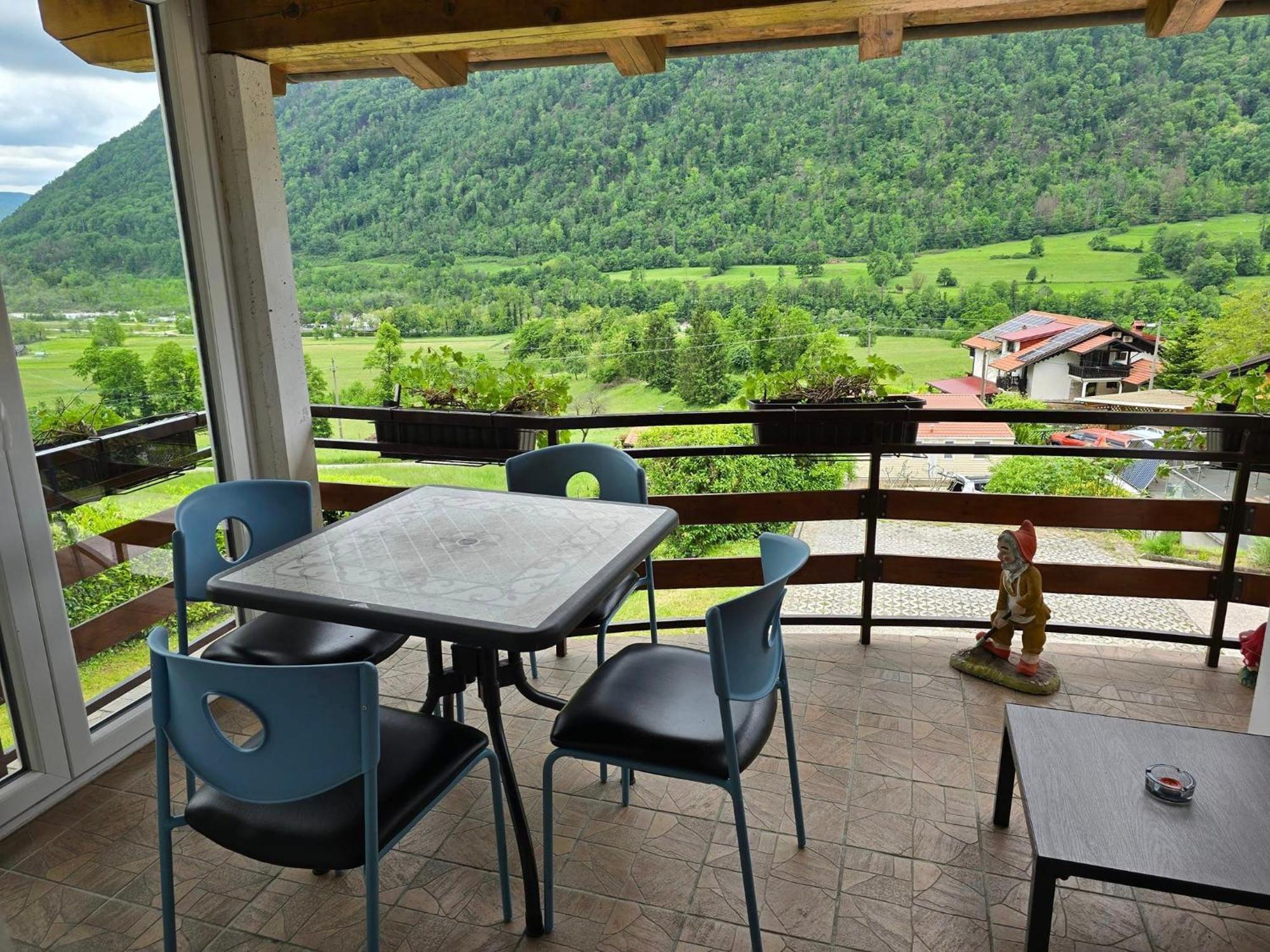 Holiday House Near The Soca River โทลมิน ภายนอก รูปภาพ